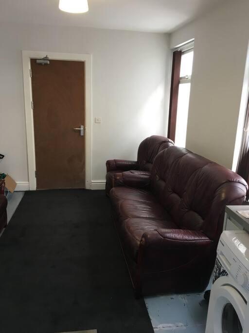 Homestay Budget Mount Pleasant Share Facilities R3